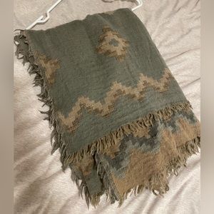 Wilfred / Aritzia Blanket Mosaic Scarf in Gold and Olive (Full Size)
